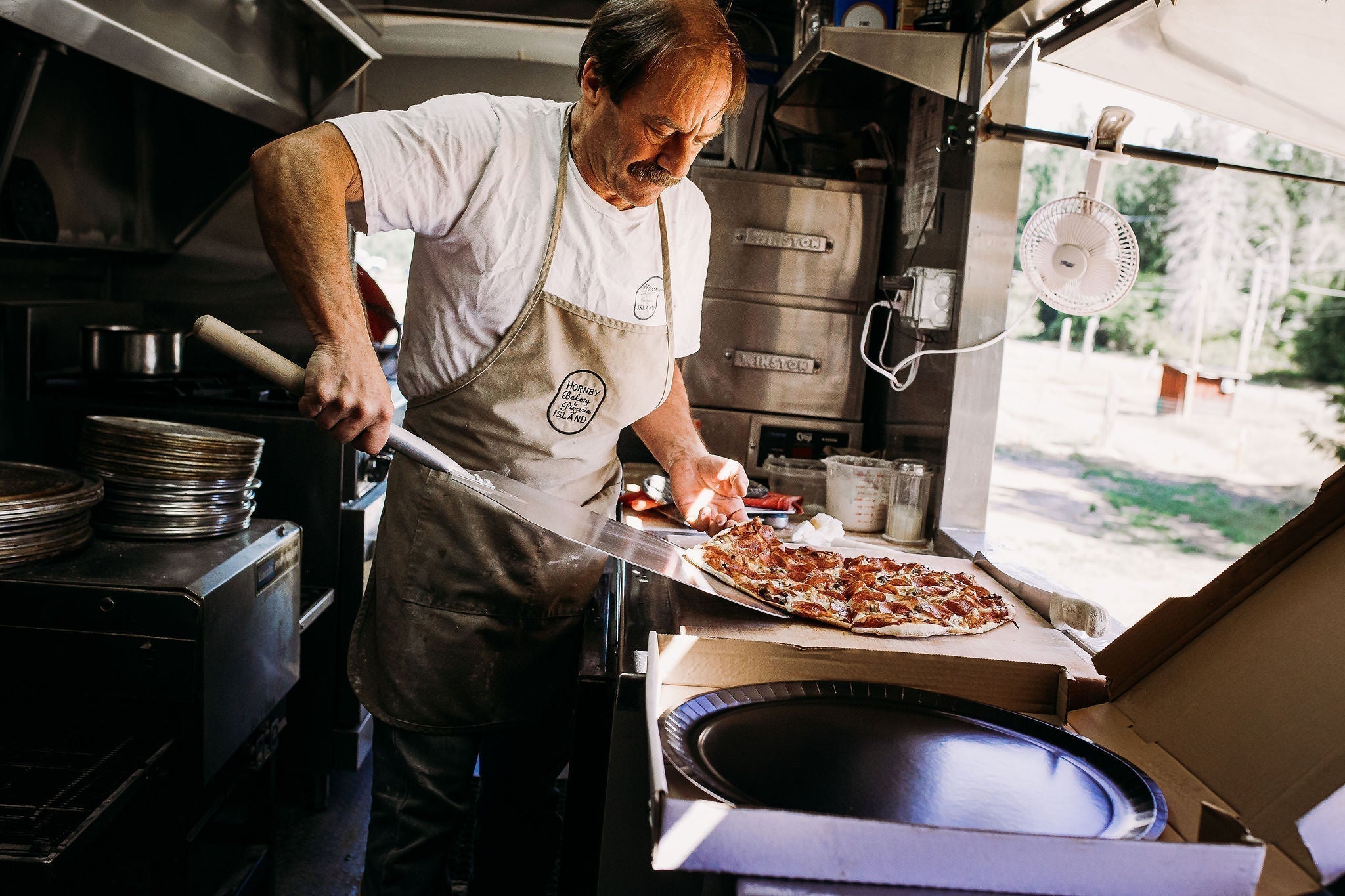 Hornby Island Bakery & Pizzeria